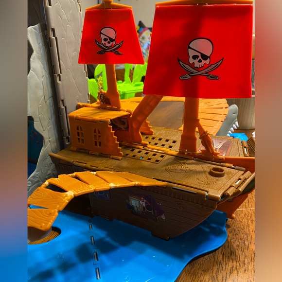 Mattel Matchbox pop-up adventure‎ pirate ship playset - Picture 6 of 15